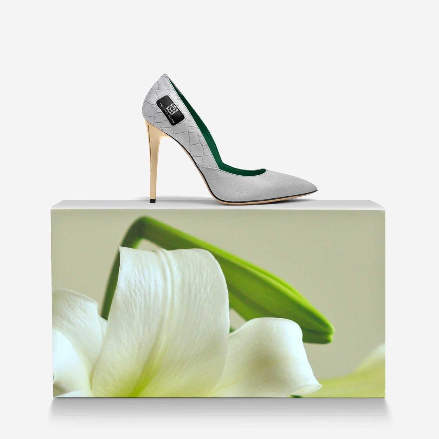 White Lily Plow Bag